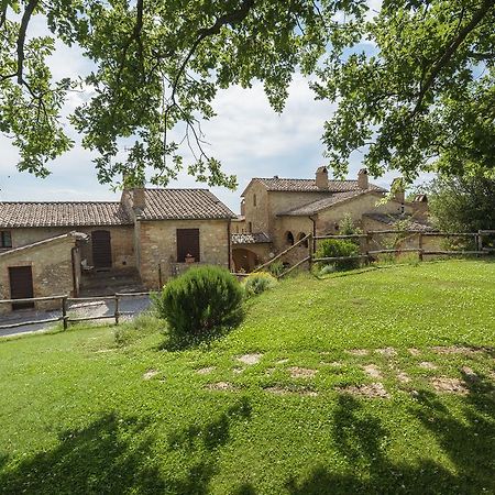 Agriturismo Cerreto ปีเอนซา ภายนอก รูปภาพ
