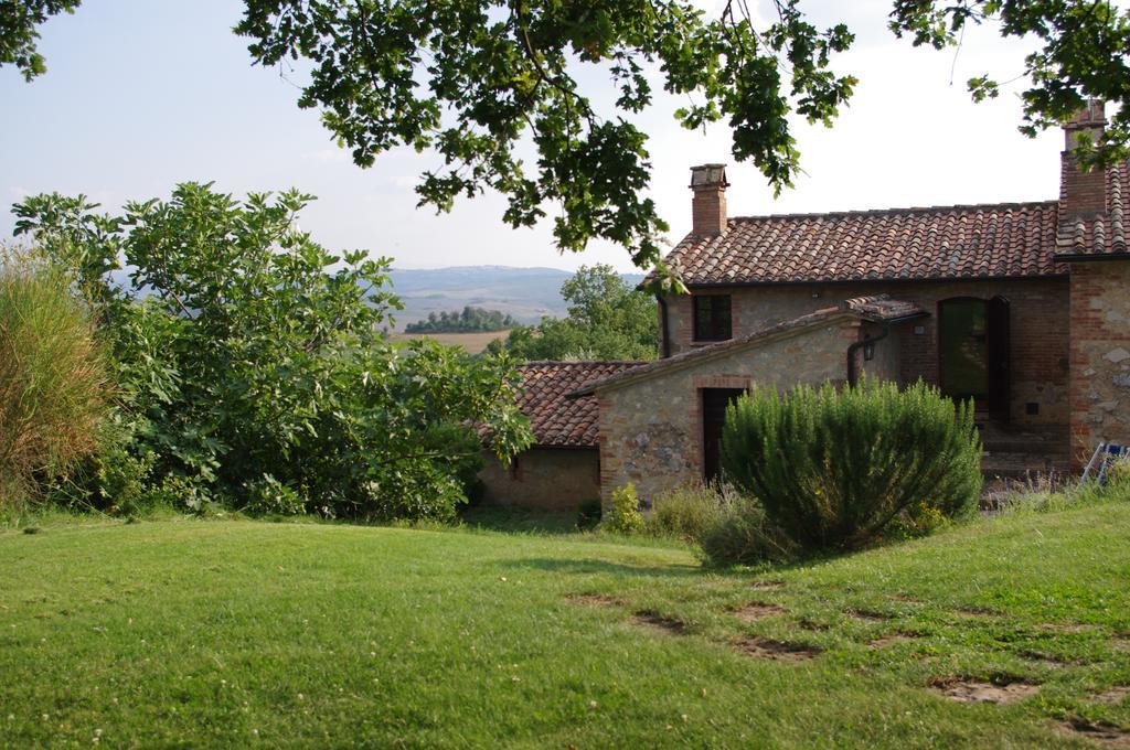 Agriturismo Cerreto ปีเอนซา ภายนอก รูปภาพ
