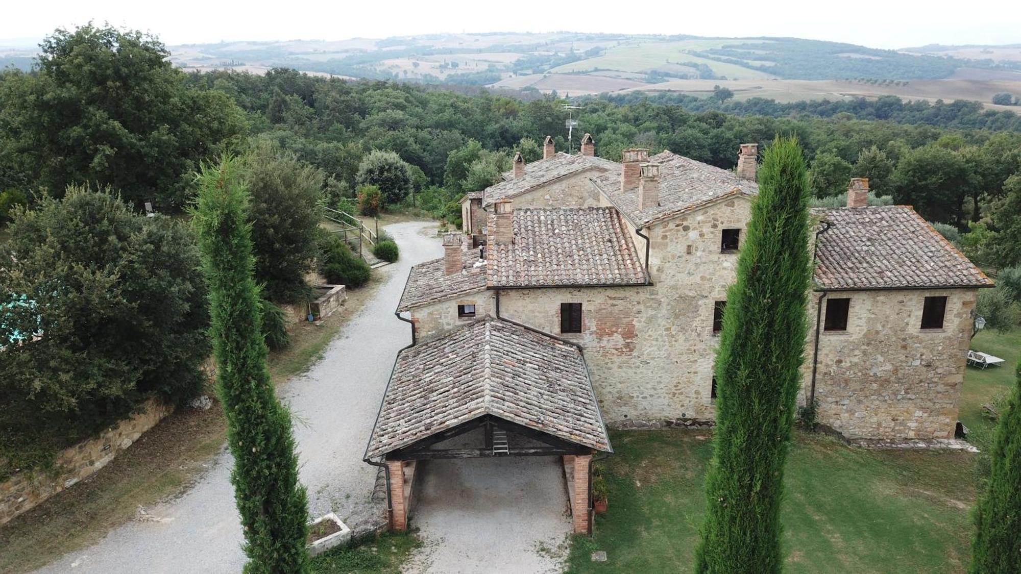 Agriturismo Cerreto ปีเอนซา ภายนอก รูปภาพ