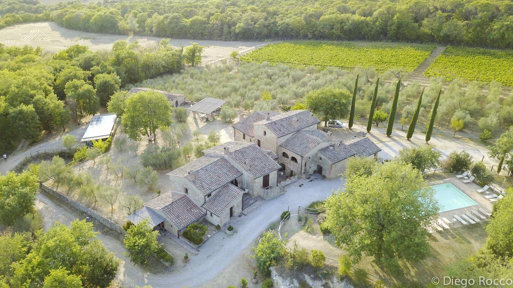 Agriturismo Cerreto ปีเอนซา ภายนอก รูปภาพ